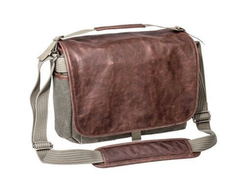 Think Tank Retrospective Leather 7-Pineston Innenmasse: 318x224x127mm