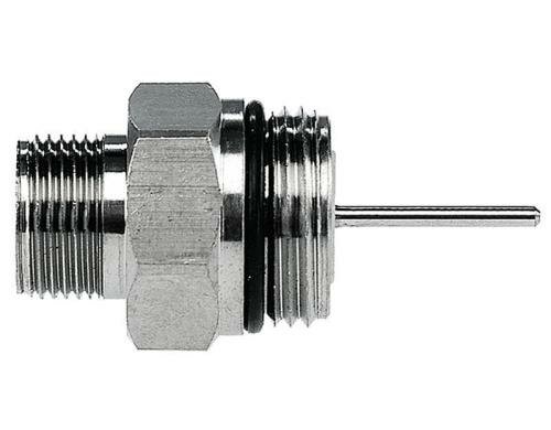 Axing CKA 12-00 PG11 auf IEC-Buchse Adapter