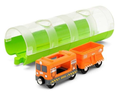 Brio Güterzug und Tunnel